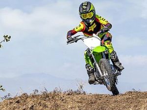 KAWASAKI KLX 110 FÖR STORA OCH SMÅ (-) - BYTBIL.COM ◊