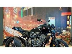 VENDO HONDA CB 1000 R BLACK EDITION (2021 - 25) USATA A LIVORNO (CODICE 9803379) - MOTO.IT