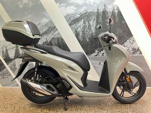 SH 125 + ABS / TC MIT KEYLESSBOX