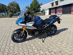 SUZUKI GSX-S1000GX