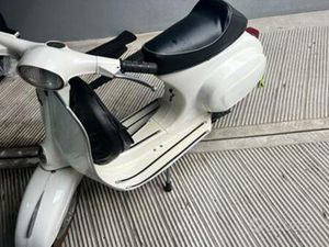 VESPA 50 S FARO TONDO V5A1T