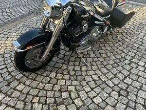 HARLEY DAVIDSON ROAD KING