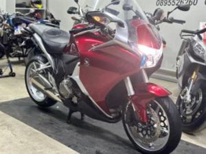 HONDA VFR DCT ЛИЗИНГ/БАРТЕР