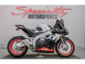 2019 APRILIA RSV4