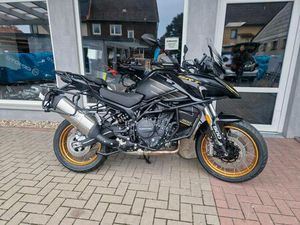 QJMOTOR SRT 900 SX INKL.ALUKOFFERSATZ SCHWARZ UND ROT VERFÜGBAR