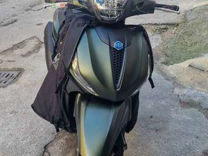 PIAGGIO BEVERLY 400 SPORT VERDE