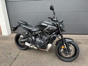 YAMAHA MT 07
