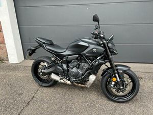 YAMAHA MT 07 YAMT