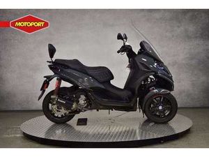 PIAGGIO MP3 300 HPE SPORT GRIJS