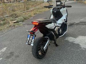 HONDA X-ADV HONDA XADV 750 BIANCO