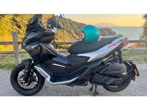 VENDO APRILIA SR GT 125 (2025) USATA A PIOMBINO (CODICE 9804529) - MOTO.IT