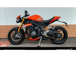 VENDO TRIUMPH SPEED TRIPLE 1200 RS (2021 - 24) USATA A RIMINI (CODICE 9804654) - MOTO.IT