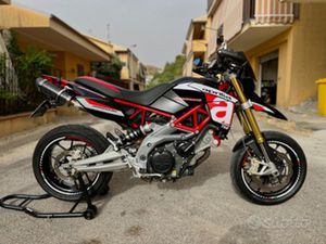 APRILIA DORSODURO750