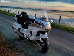 GOLDWING 1500 SE