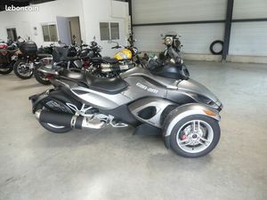 990 CAN-AM SPYDER 23456 KM MOD 2011