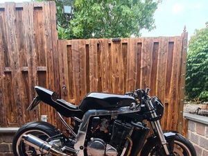 SUZUKI GSXR 750/1100