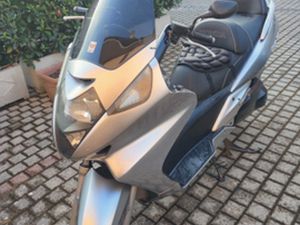 HONDA SILVER WING 600 ABS