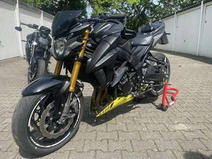 SUZUKI GSX-S 750
