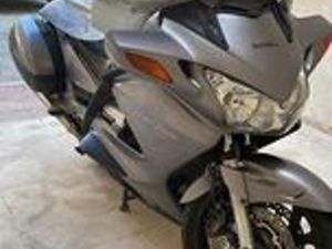 HONDA ST 1300 - 2002