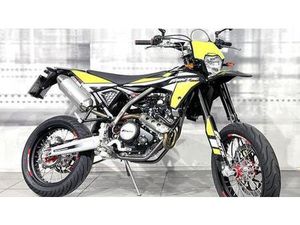 VENDO FANTIC MOTOR XMF 125 MOTARD PERFORMANCE 4T (2021 - 22) USATA A CASALGRASSO (CODICE 9804965) - MOTO.IT