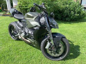 DUCATI STREETFIGHTER