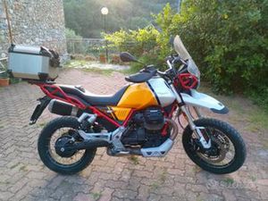 MOTO GUZZI V85 TT - 2021