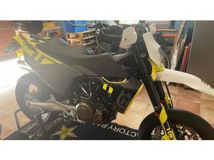 VENDO HUSQVARNA 701 SUPERMOTO (2023 - 25) USATA A AGAZZANO (CODICE 9805067) - MOTO.IT