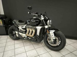 TRIUMPH ROCKET 3R *SCHECKHEFTGEPFLEGT*