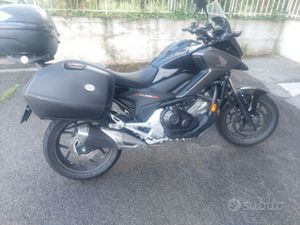 MOTO HONDA NC 750 X ABS
