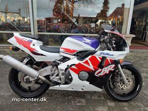 BRUGT HONDA CBR 400 RR TIL SALG
