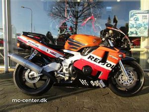 BRUGT HONDA CBR 400 TIL SALG