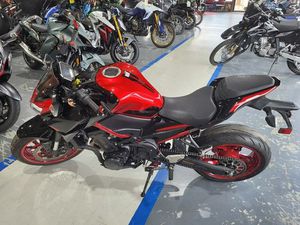 2024 KAWASAKI Z900 ABS CANDY PERSIMMON RED/EBONY