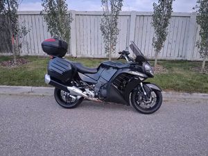 2015 KAWASAKI CONCOURS 1400