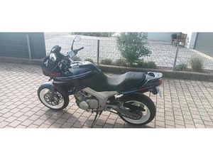 YAMAHA TDM 850 3VD MIT 17 ZOLL UMBAU SUPERMOTO 120/180