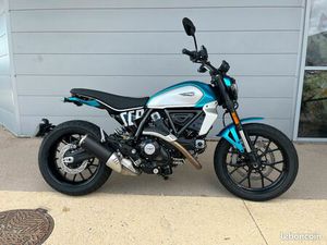 DUCATI SCRAMBLER 800 ICON 2025