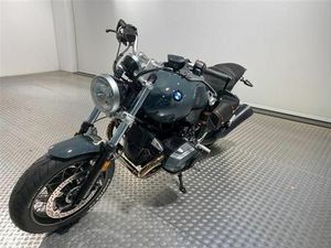 BMW R NINET PURE MIT KESSTECH AUSPUFF