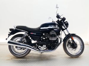 MOTO GUZZI V7 SPECIAL • 2023
