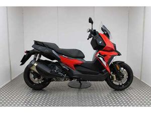 BMW C 400 X RACING RED BTW VOERTUIG ROOD