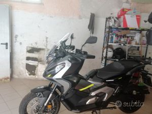 MOTO HONDA XADV 750 ANNO 2024