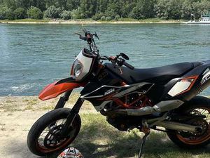 KTM 690 SMC R