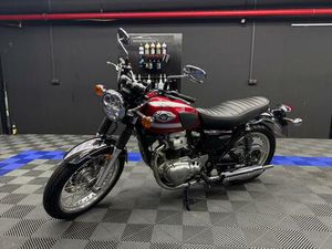 KAWASAKI W800