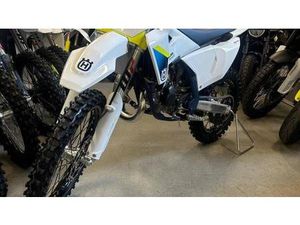 VENDO HUSQVARNA TC 85 19/16 (2025 - 26) USATA A MASLIANICO (CODICE 9520749) - MOTO.IT