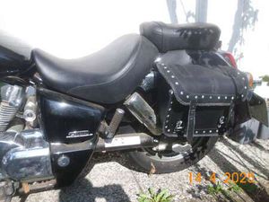 HONDA SHADOW 750