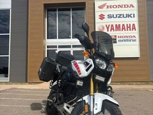 YAMAHA SUPER TENERE® 2013