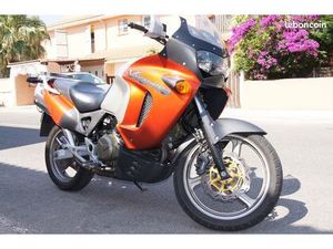 HONDA VARADERO 1000 EN PARFAIT ÉTAT