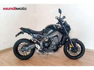 YAMAHA MT-09