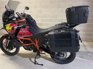 KTM 1290 SUPER ADVENTURE RED BUL ARANCIONE
