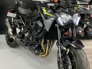 KAWASAKI Z 900 OPÉ BLACK FRIDAY TARIF CLÉ EN MAIN