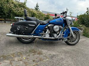 HARLEY-DAVIDSON FLHR ROAD KING