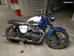 TRIUMPH BONNEVILLE